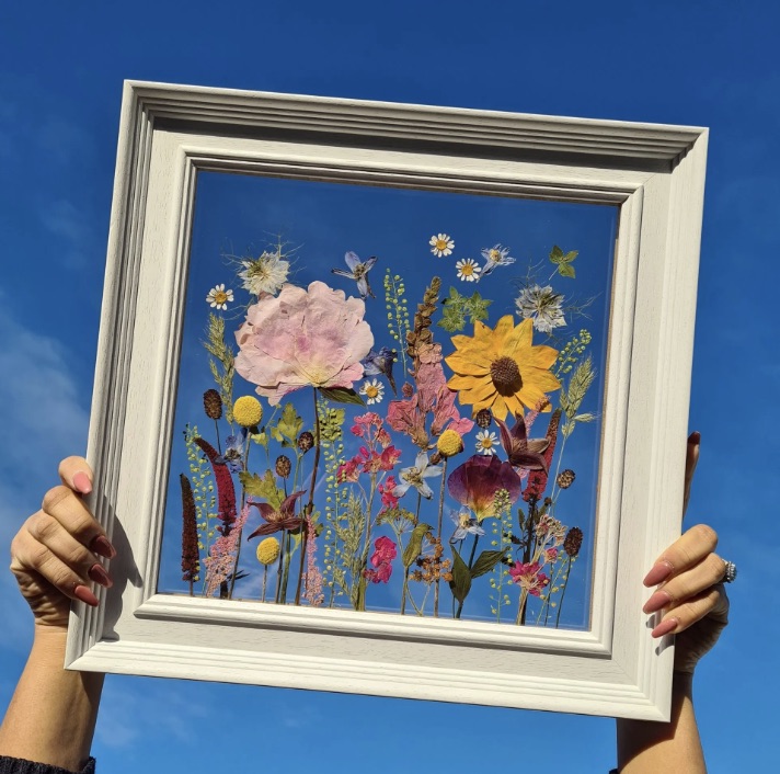 Wedding Bouquet Preservation and Pressed Flower Preservation
